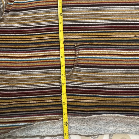 EARTHBOUND SWEATER. OVERSIZED CROP DRAWSTRING HOODIE. BOXI FIT, KANGAROO POCKET - Picture 9 of 16